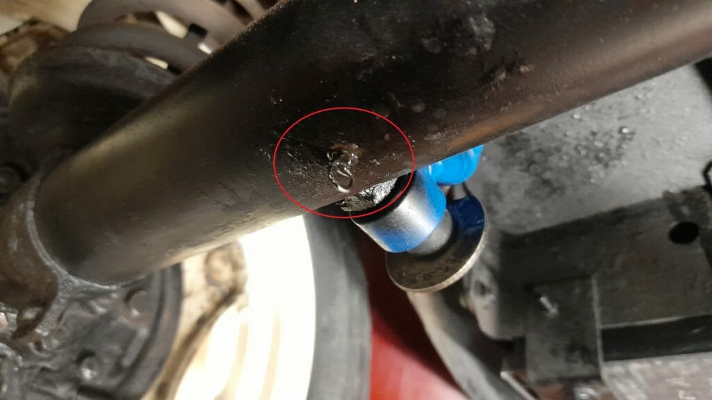 Semieje Renault 4CV: Vista general orificio drenaje del aceite de carter de trasmisión