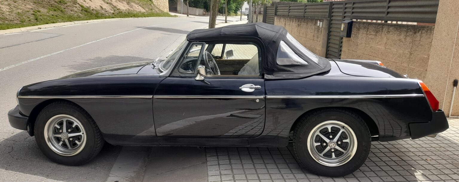 MGB - Year 1979 - Ready to Rent